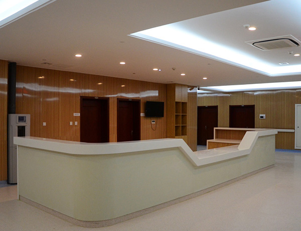 Laminatu trinkoa lan-gainekoa